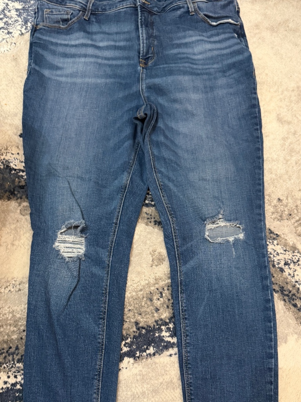 Old Navy Rockstar Super Skinny Jeans Size 18 Distressed Stretch Denim
